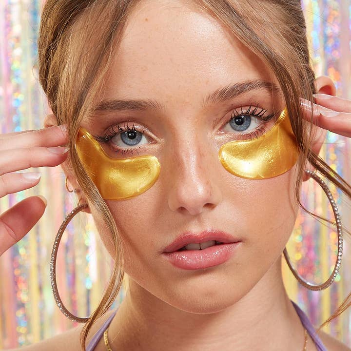 Luxurious green tea under-eye treatment for puffiness and dark circles
