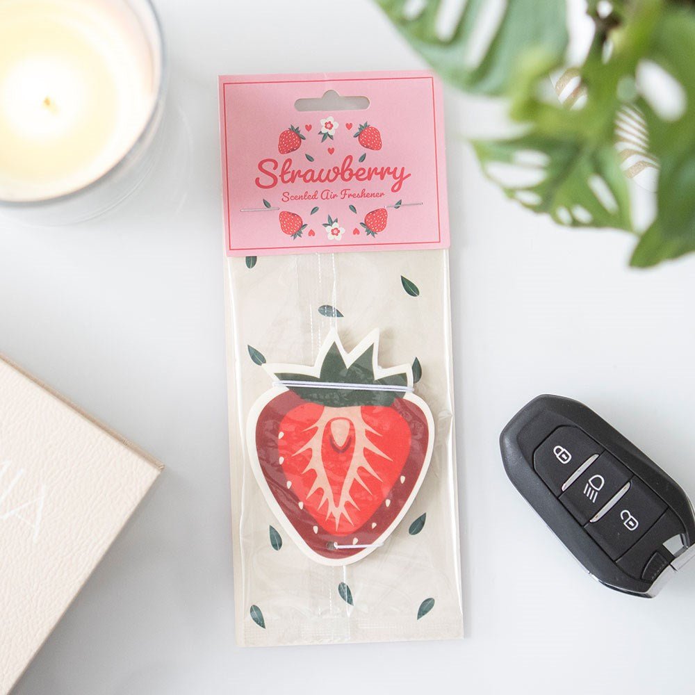 Bright and fun strawberry fragrance, perfect for home or car