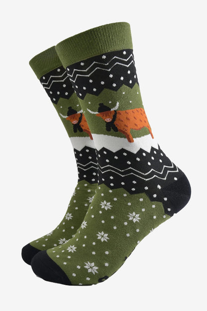Men's Bamboo Socks - Green/Black, Winter Highland Cow - ImaniGifts