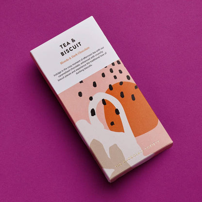 Blonde chocolate bar with bergamot tea-infused Centre
